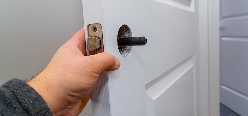 Nighttime Locksmith For Lock Repair in Bakersfield, CA
