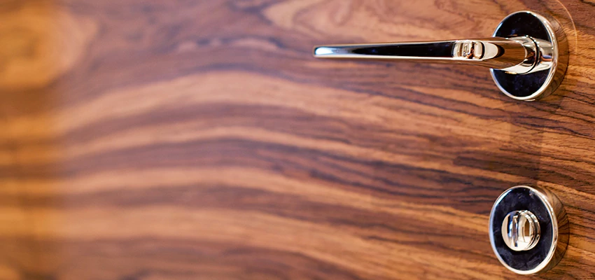 On Demand Locksmith For Key Fobs Repair in Bakersfield, California