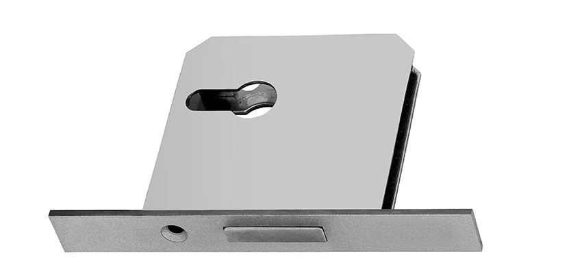 Fix A Deadbolt Door Lock in Bakersfield, California